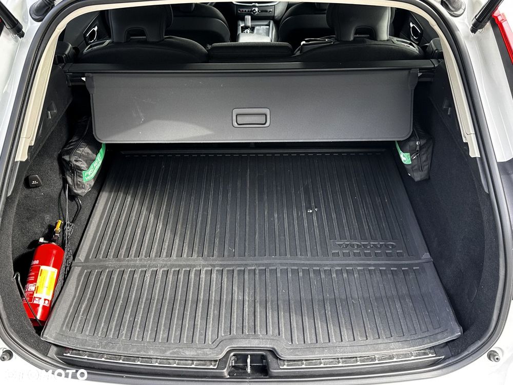 Volvo XC 60 - 8
