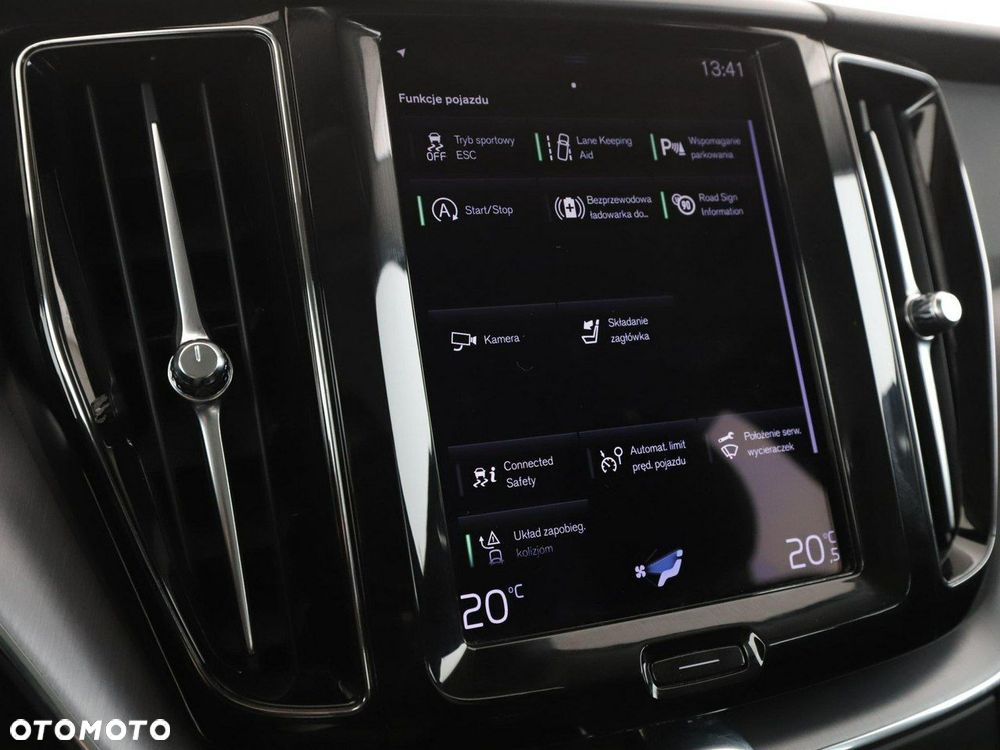 Volvo XC 60 B4 D AWD Momentum - 27