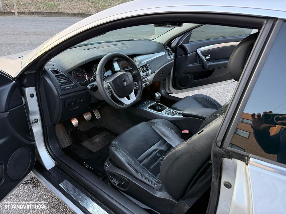 Renault Laguna Coupe 2.0 dCi Dynamique S - 9