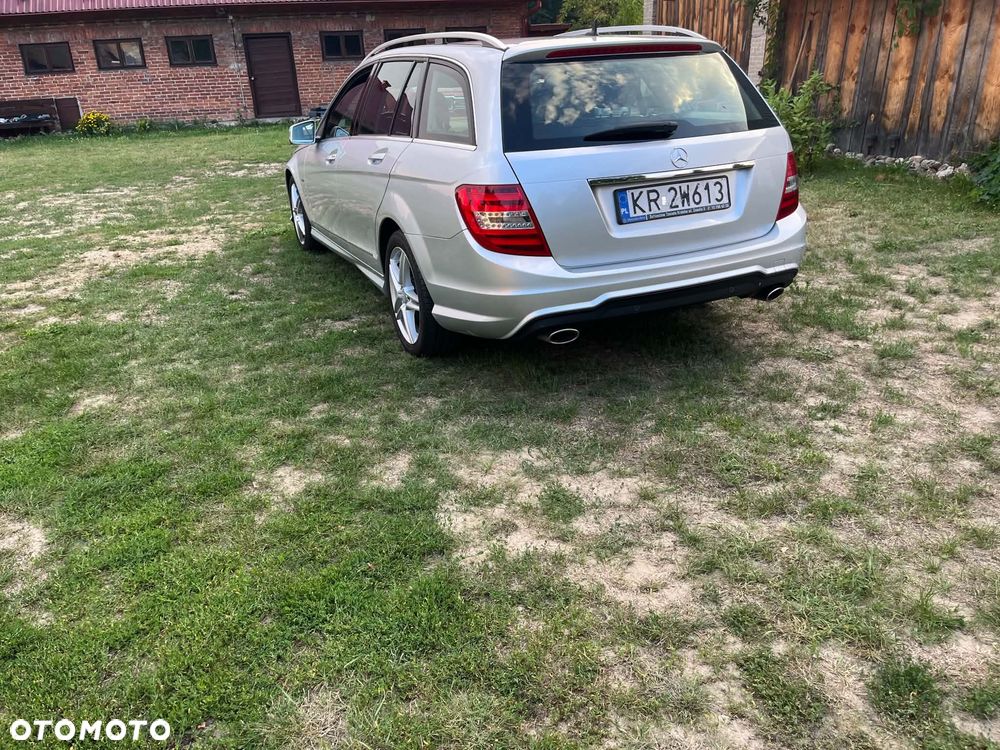 Mercedes-Benz Klasa C 300 CDI 4Matic 7G-TRONIC Avantgarde Edition - 16
