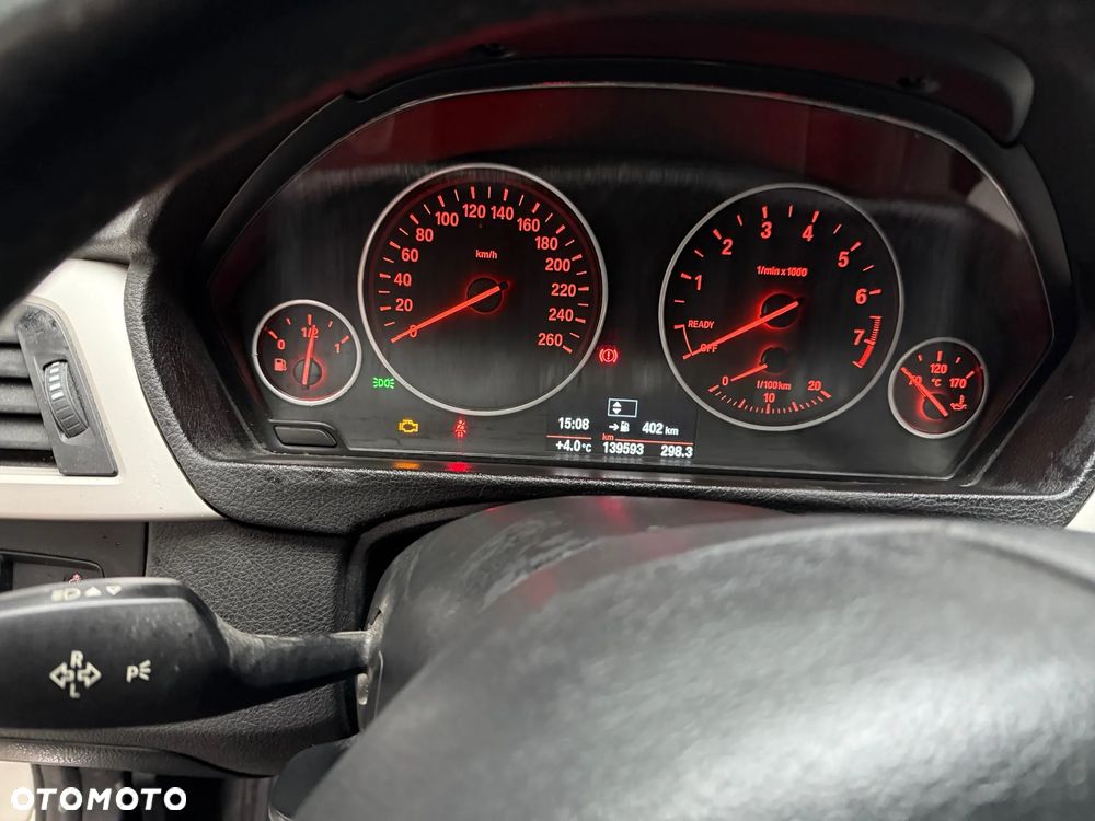 BMW Seria 3 328i - 8