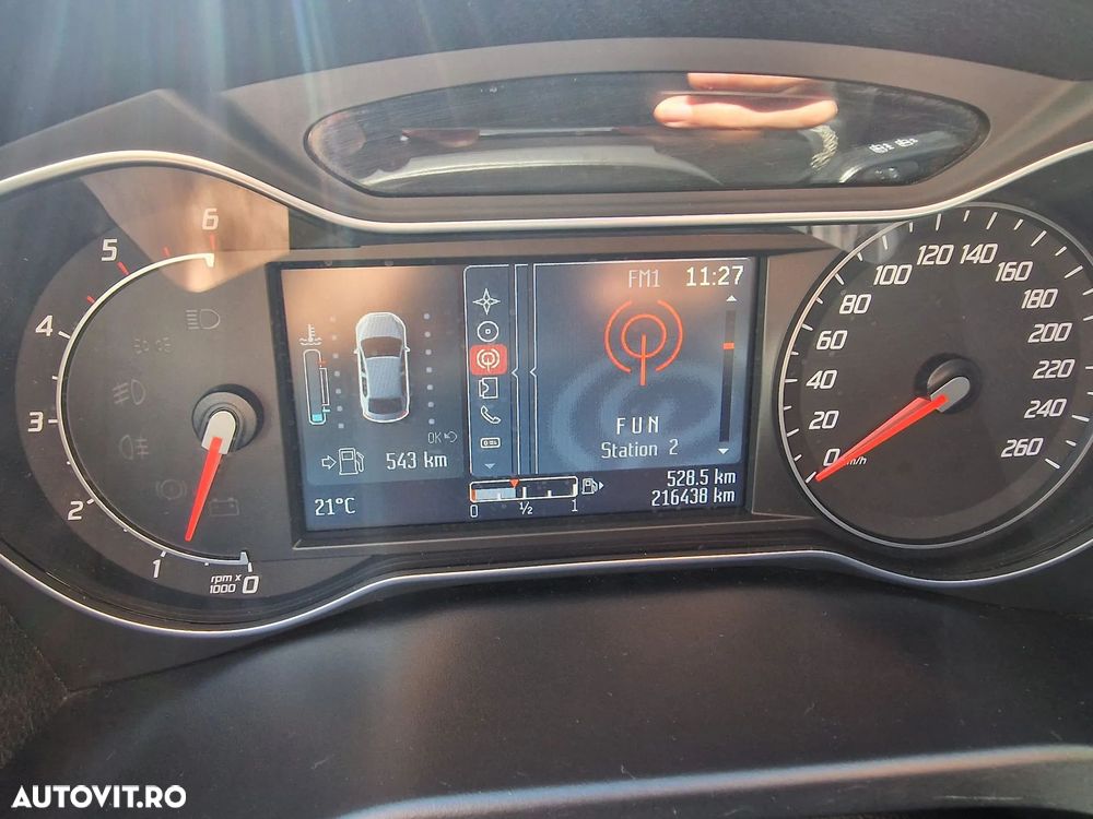 Ford Mondeo - 1