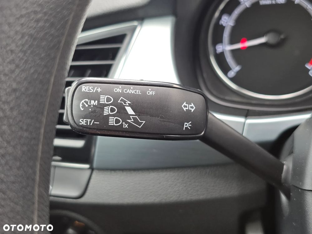 Skoda Fabia 1.0 Ambition - 26