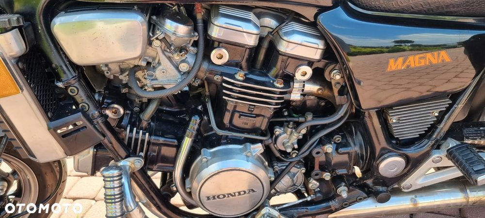 Honda VF - 5