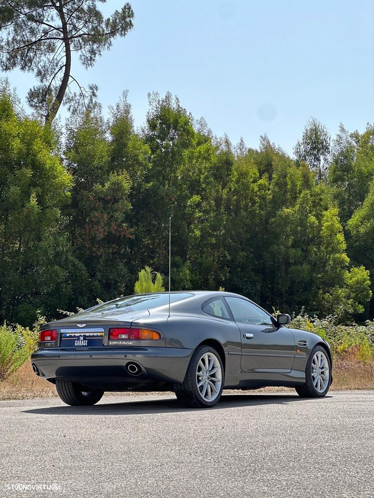 Aston Martin DB7 Vantage Coupé - 25