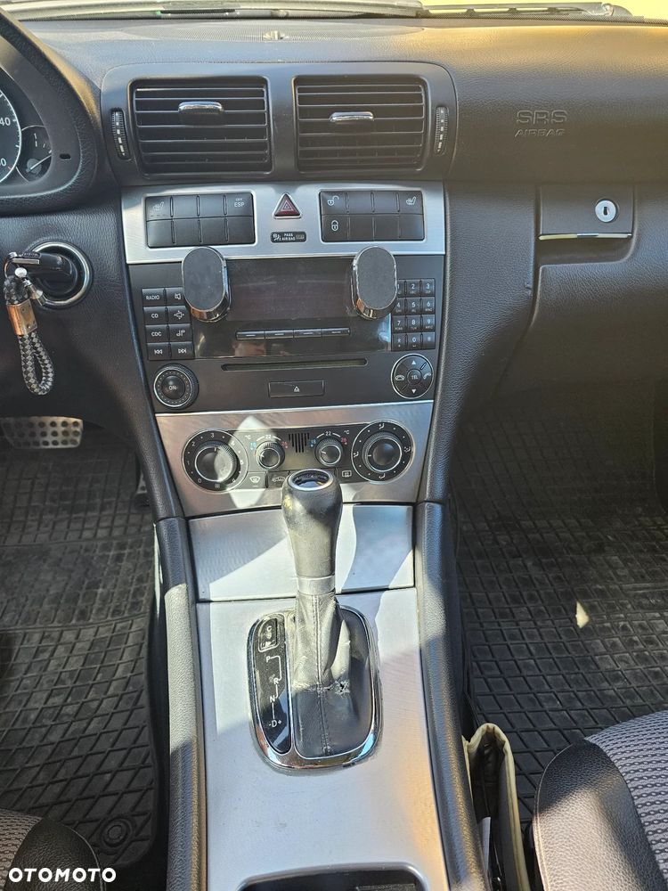 Mercedes-Benz Klasa C 220 CDI Automatik Avantgarde DPF - 11