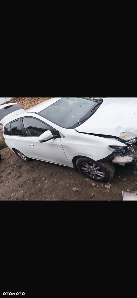 Toyota Auris 1.4 D-4D Active - 7