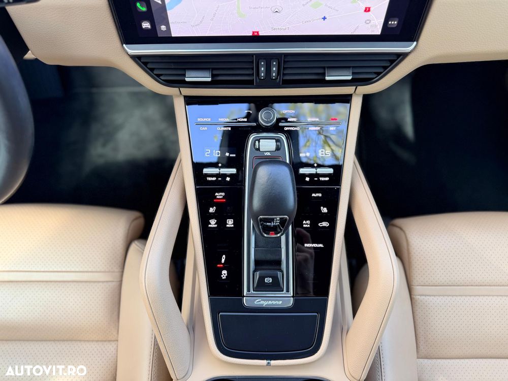 Porsche Cayenne E-Hybrid - 12