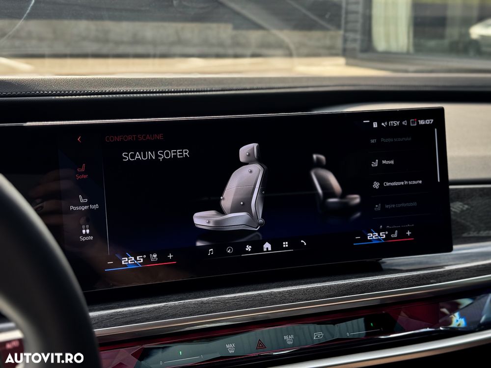 BMW M7 M760e xDrive - 24