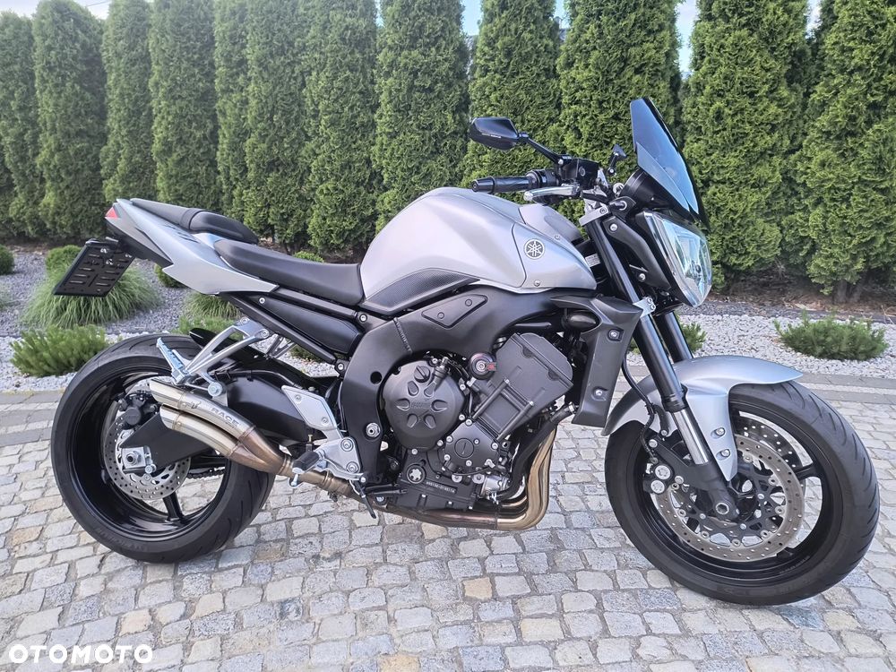 Yamaha FZ - 4