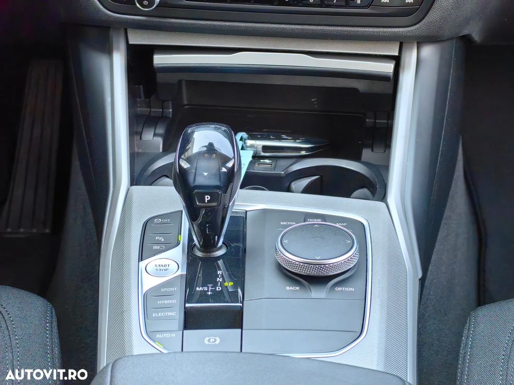 BMW Seria 3 330e iPerformance Advantage - 26