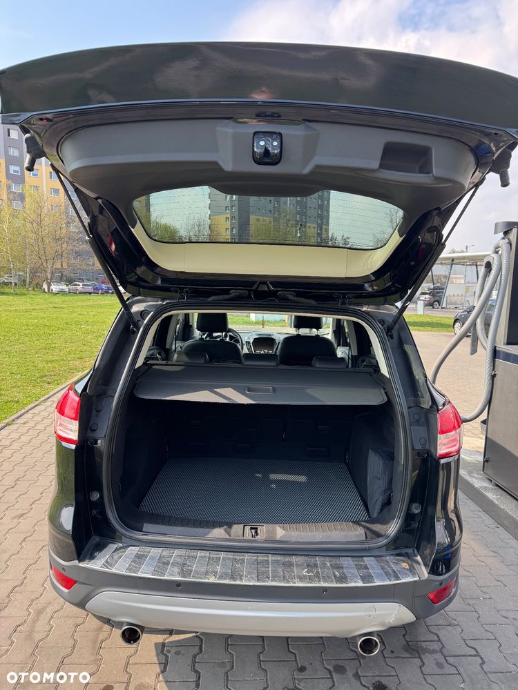 Ford Kuga 2.0 TDCi 4x4 Titanium - 17