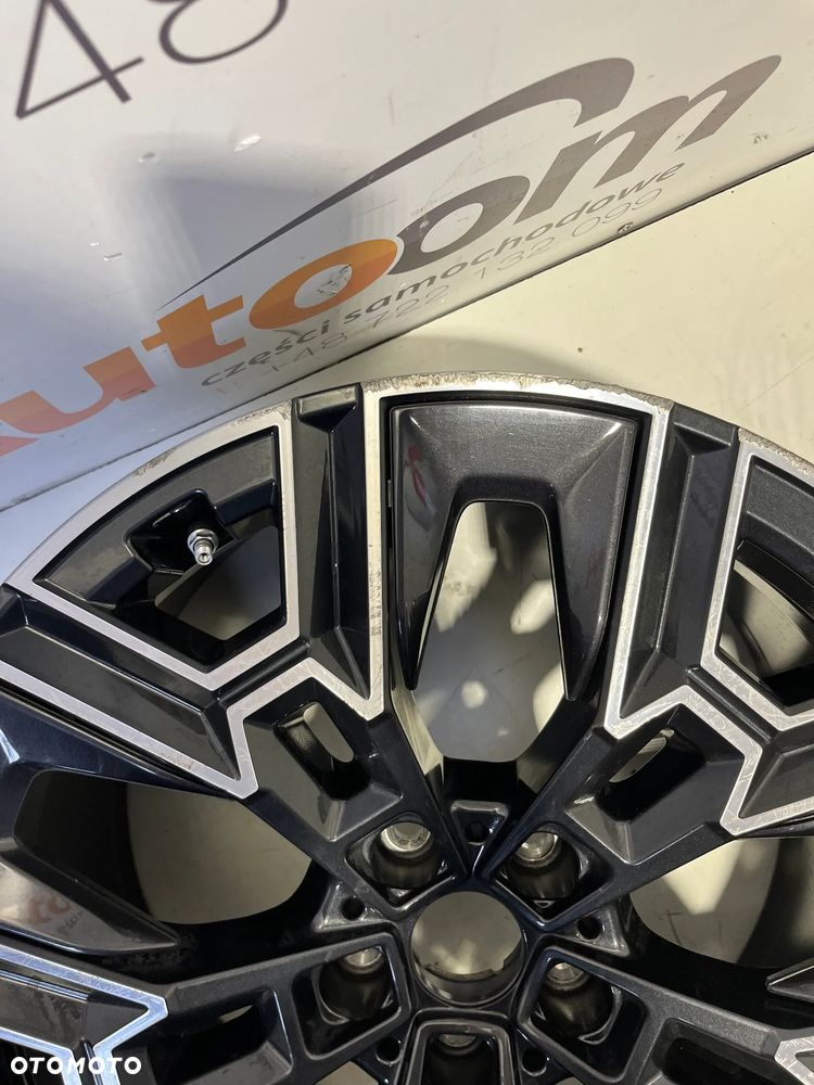 Felgi BMW 5 I5 G60 8.5 x 20" 5x112 ET 28  939M 5A324F0,5A324E8,5A324E9,5A324F1 - 16