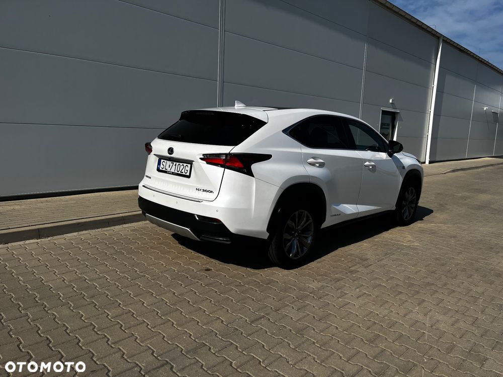 Lexus NX 300h F Sport AWD - 6