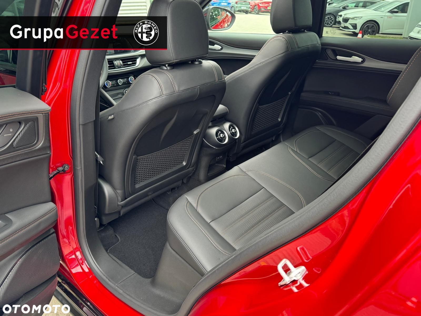 Alfa Romeo Stelvio - 14