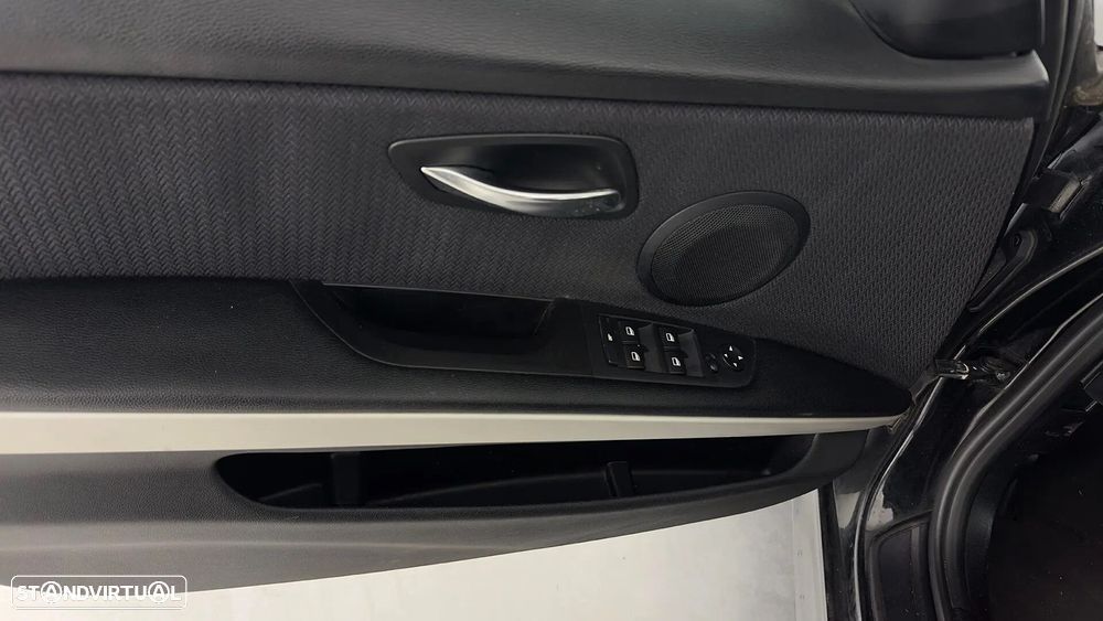 BMW 318 d Navigation - 22