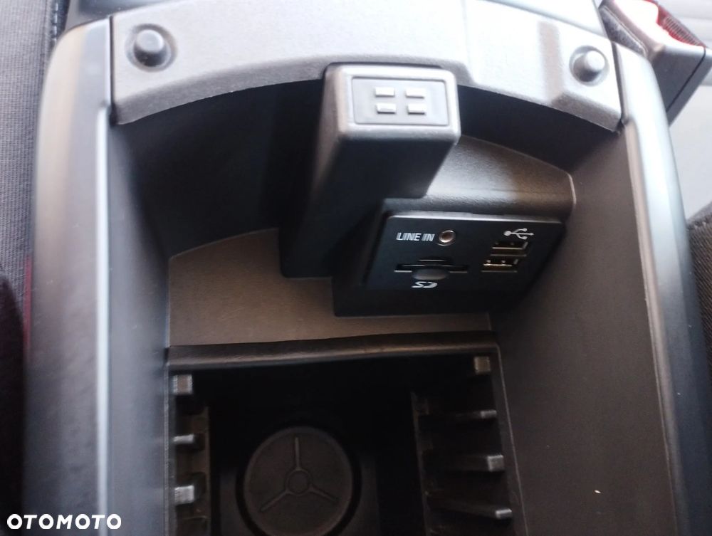 Ford C-MAX 1.5 EcoBoost Start-Stop-System Titanium - 33