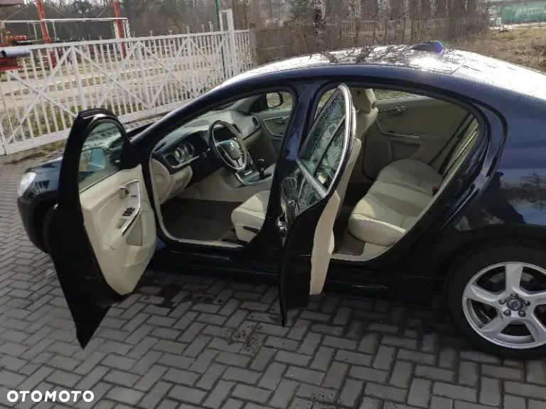 Volvo S60 D3 - 4