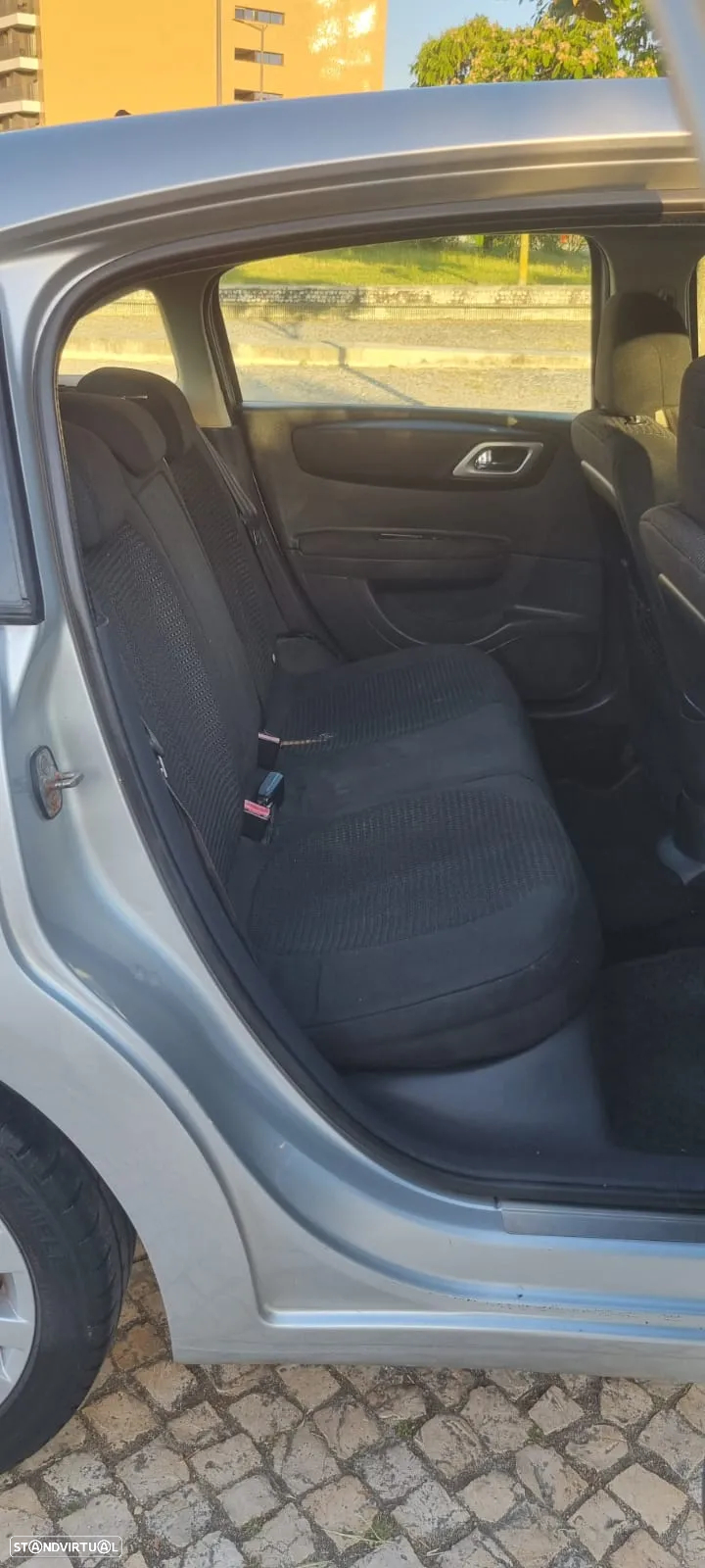 Citroën C4 1.4 16V SX RFM - 10