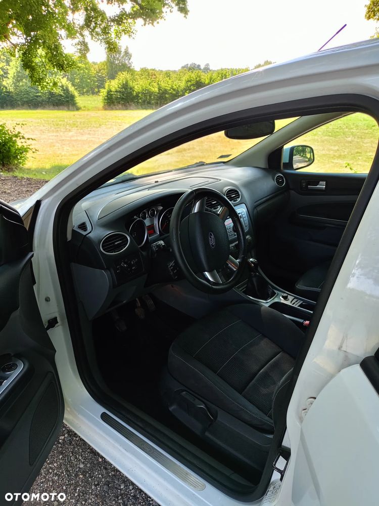 Ford Focus - 9