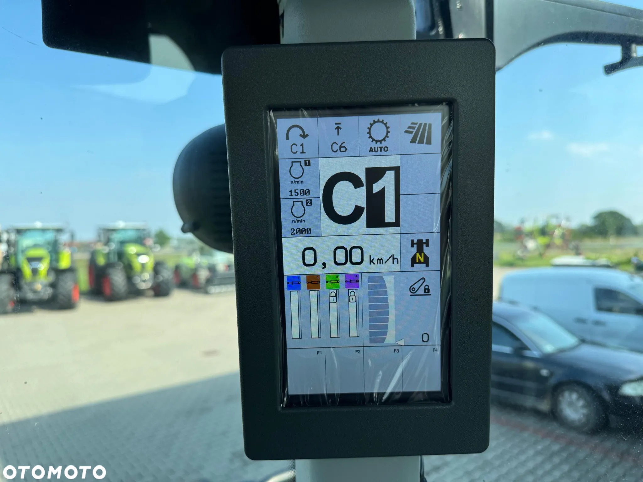 Claas ARION 630 HEXA Stage V - 13