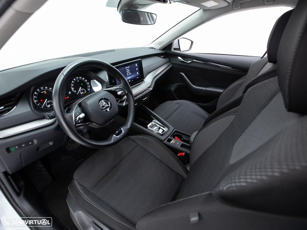 Skoda Octavia Break 2.0 TDI Ambition DSG - 8