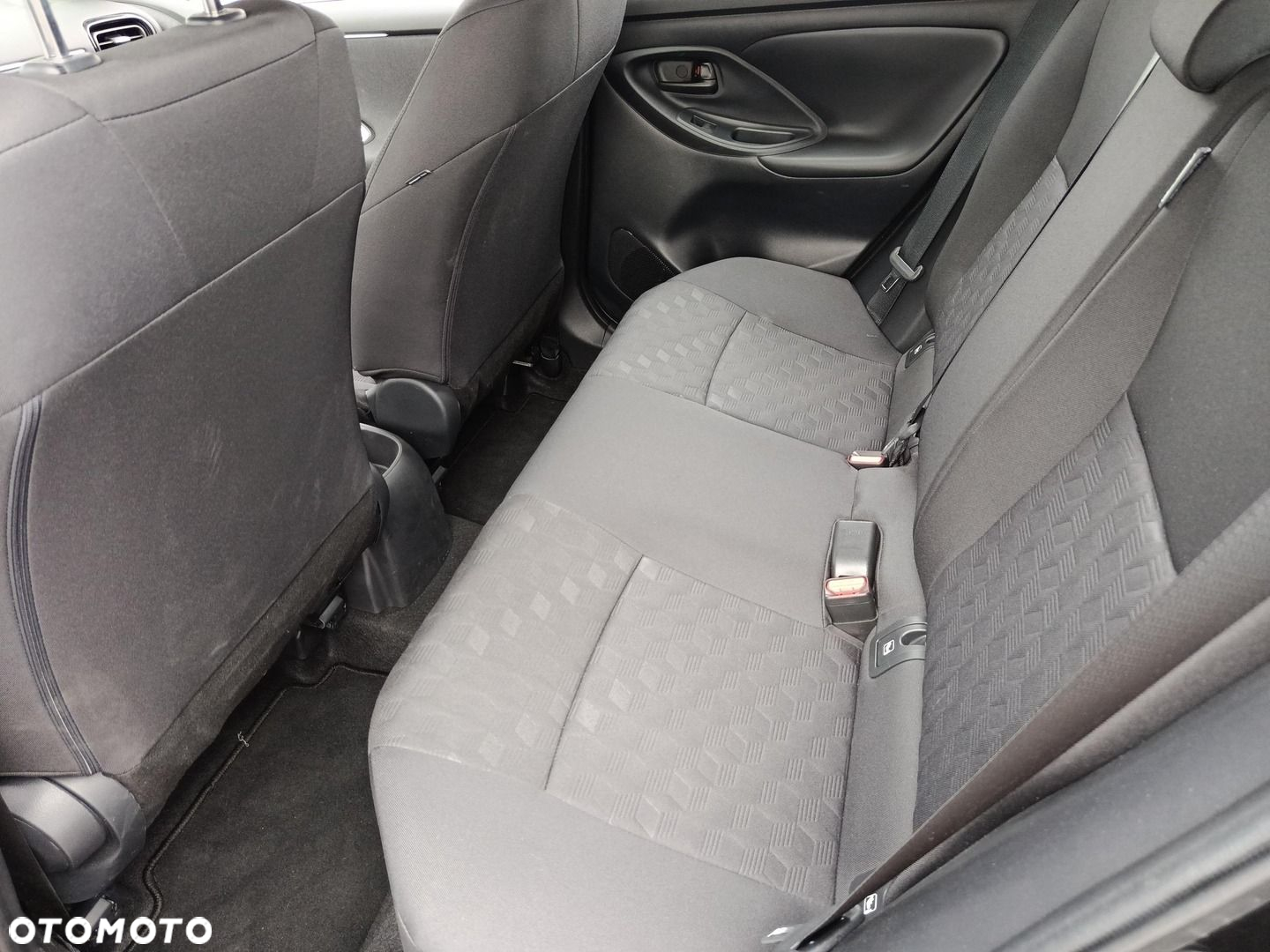 Toyota Yaris 1.5 Comfort - 14