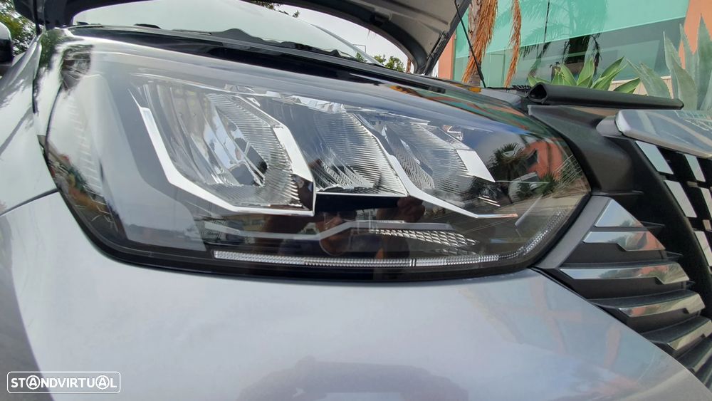 Peugeot 2008 Hybrid 145 e-DSC Allure - 12