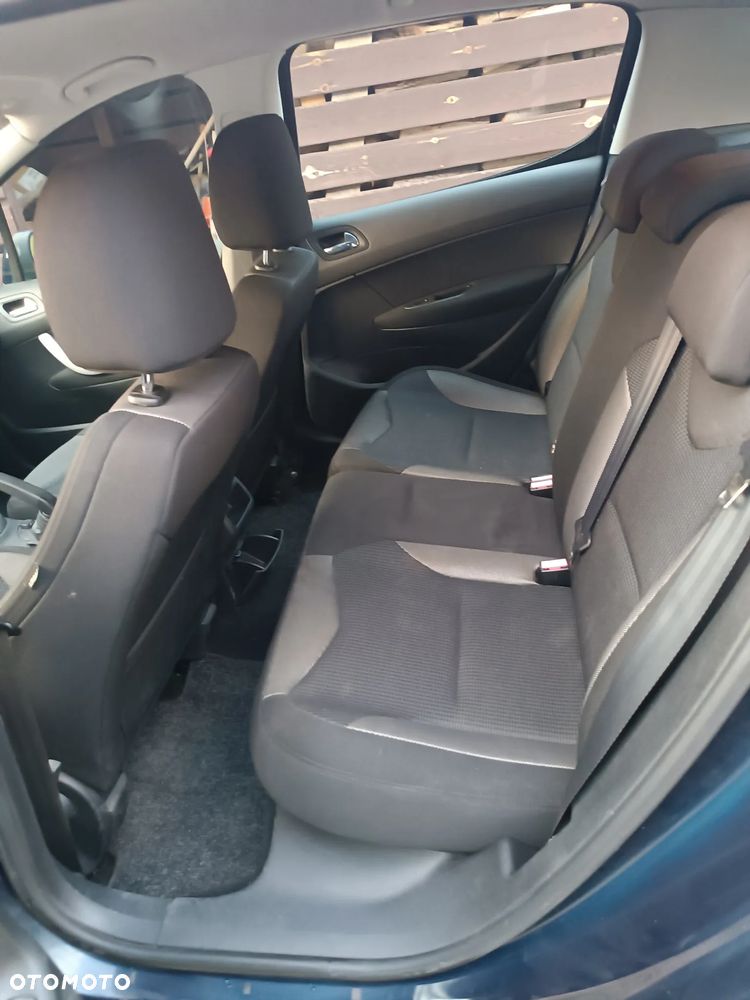 Peugeot 308 1.6 HDi Premium - 10