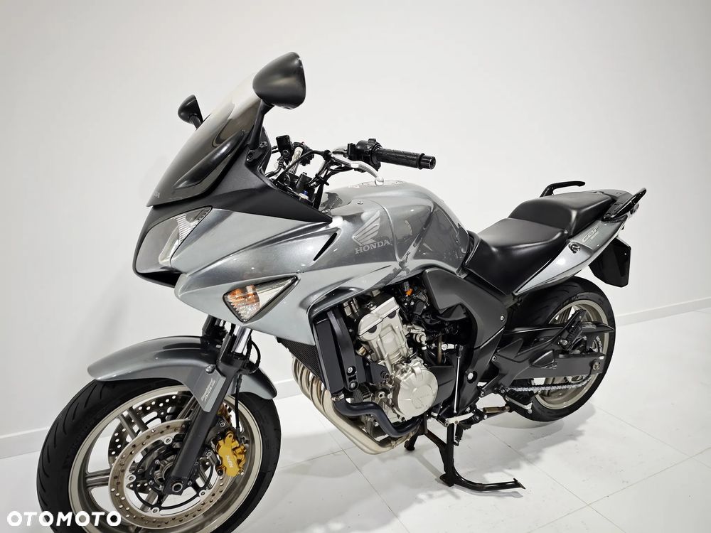 Honda CBF - 14