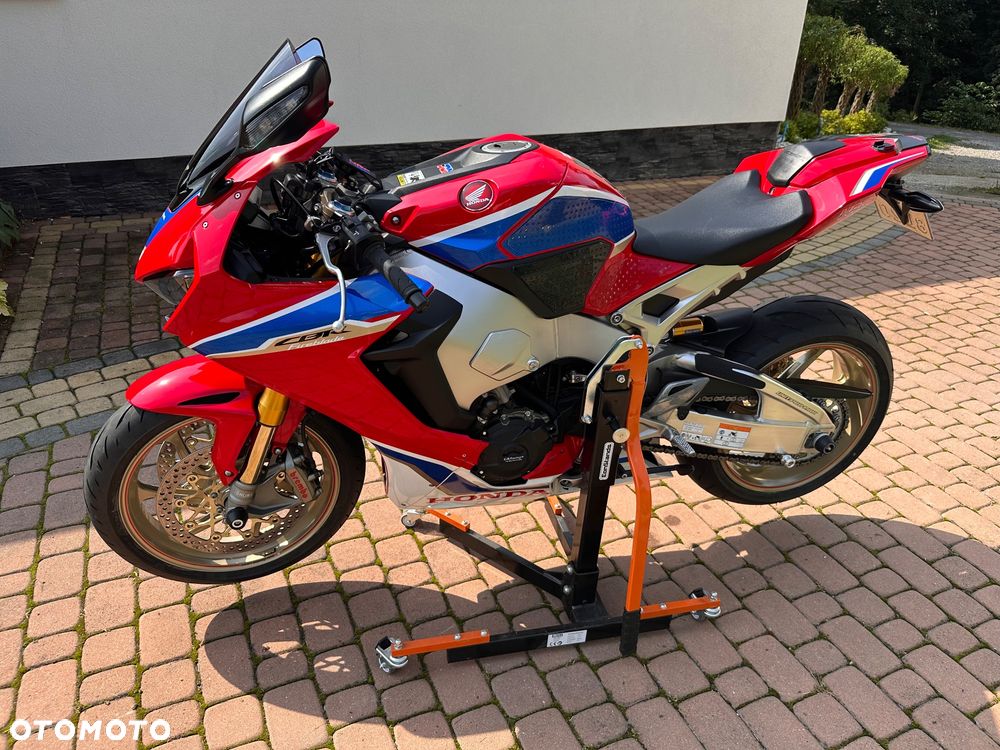 Honda CBR - 4