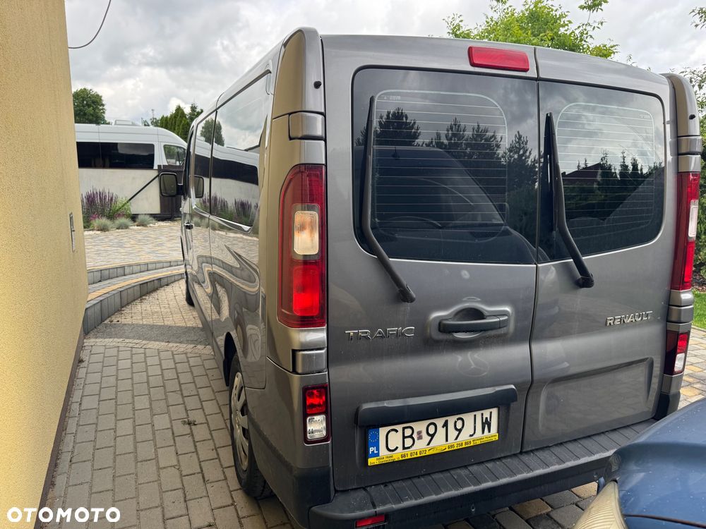 Renault Trafic Grand 1.6 dCi - 6