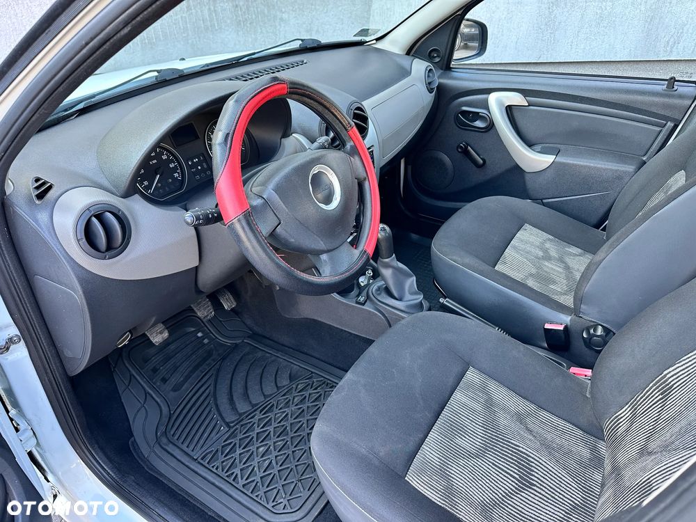 Dacia Sandero - 12