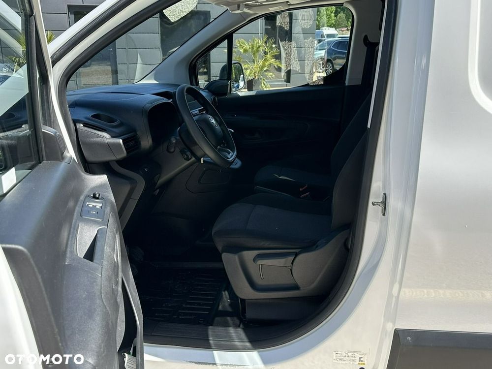 Toyota Proace City - 15