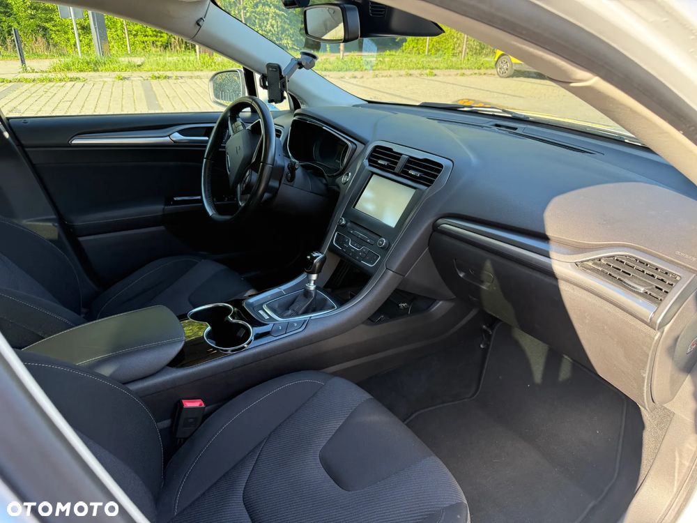 Ford Mondeo 2.0 TDCi Titanium - 14