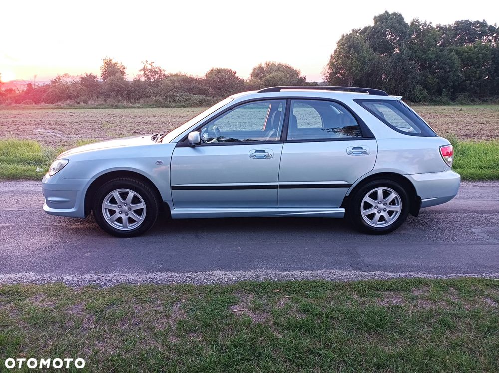 Subaru Impreza 1.5R RS - 3