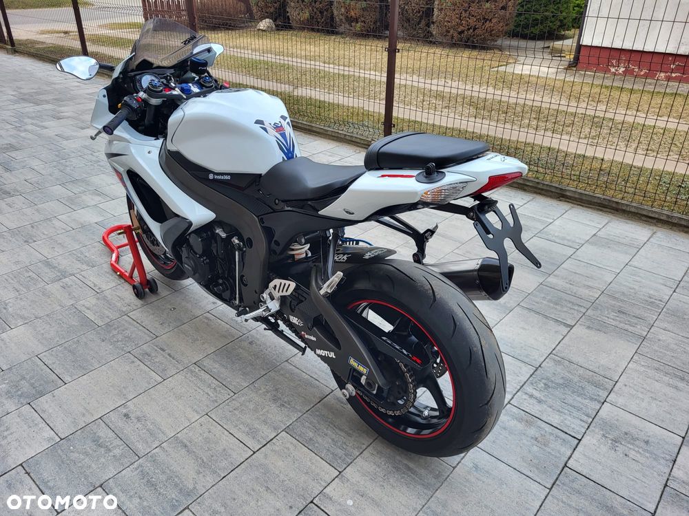 Suzuki GSX-R - 11