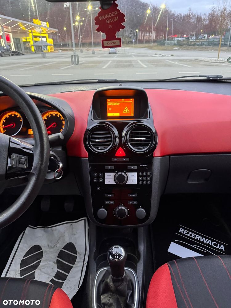Opel Corsa 1.2 16V Cool - 12