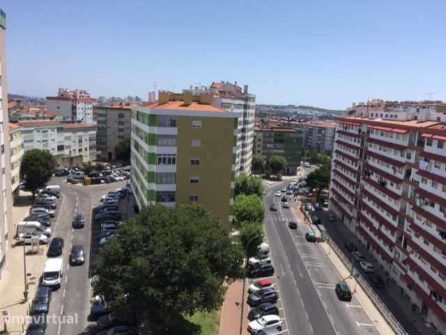 T3 AMADORA, Casal de São Brás, Totalmente Remodelado, A ESTREAR - Grande imagem: 2/12