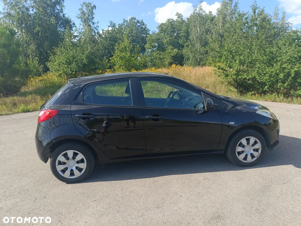 Mazda 2 - 7
