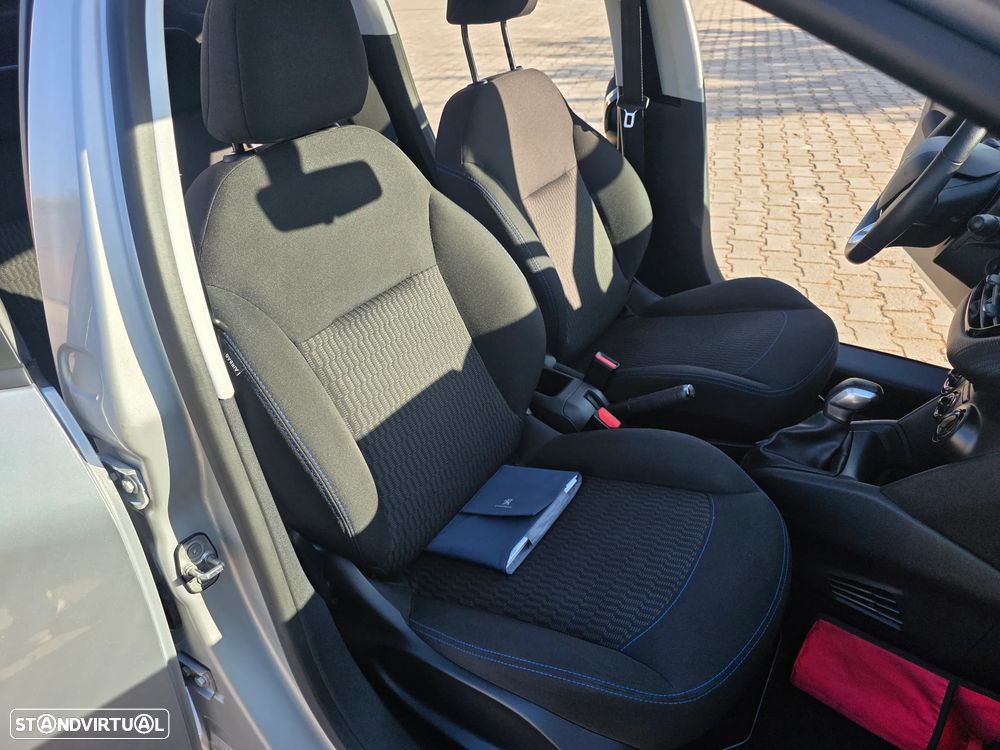 Peugeot 208 82 VTI Style - 20