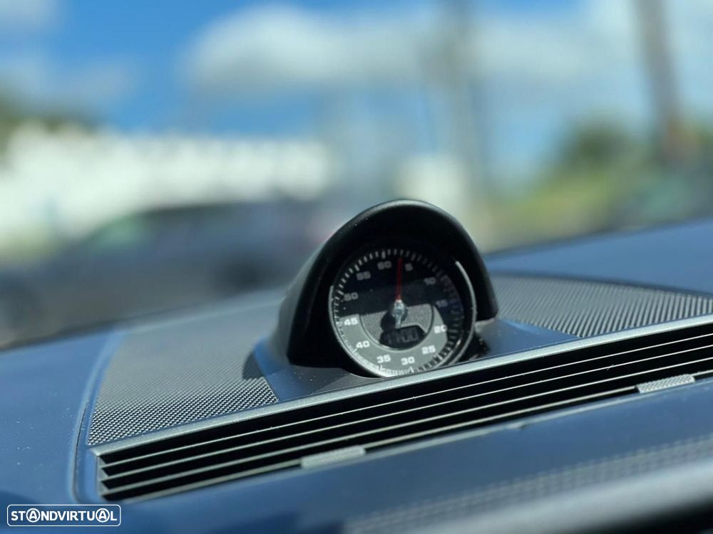 Porsche Panamera 4 S - 11