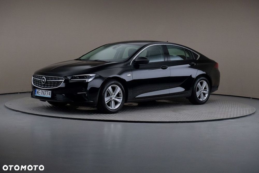 Opel Insignia - 1