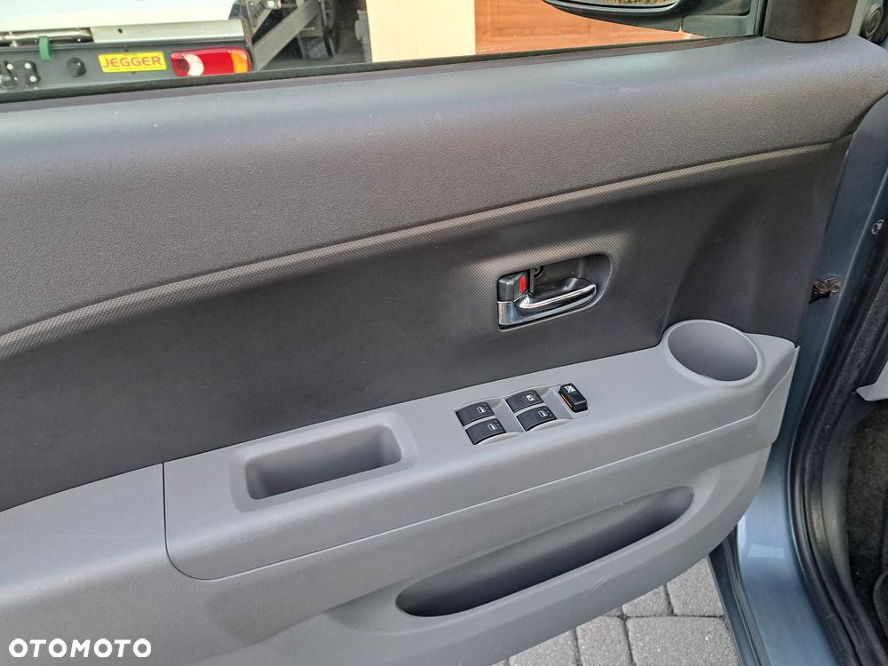 Daihatsu Sirion 1.3 CooLine - 18
