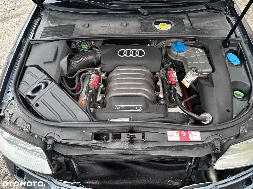 Audi A4 Avant - 10