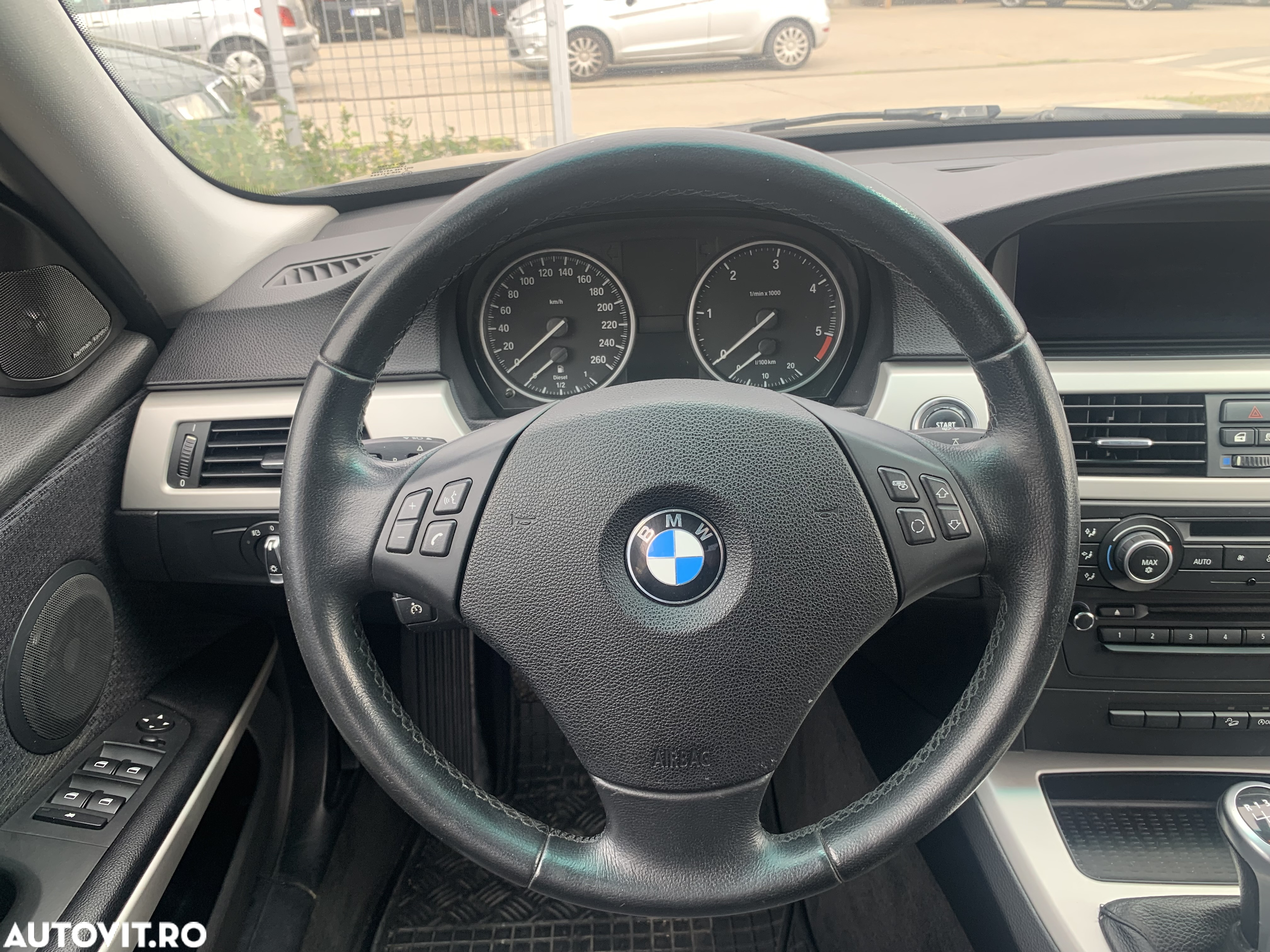 BMW Seria 3 320d xDrive - 13