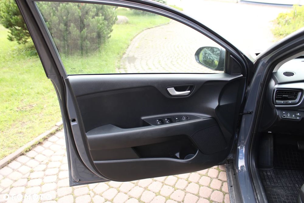 Kia Stonic 1.0 T-GDI M DCT - 10