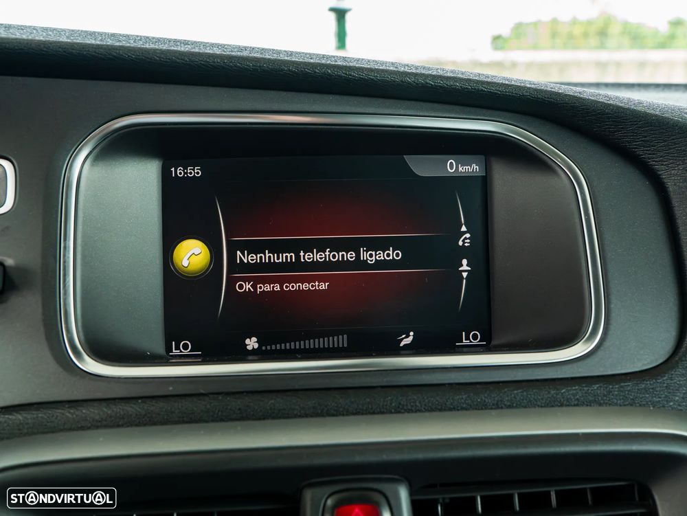Volvo V40 2.0 D2 Momentum - 27