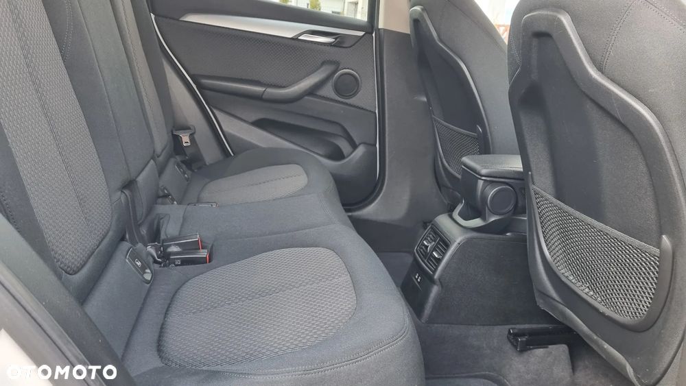 BMW X1 xDrive18d - 25