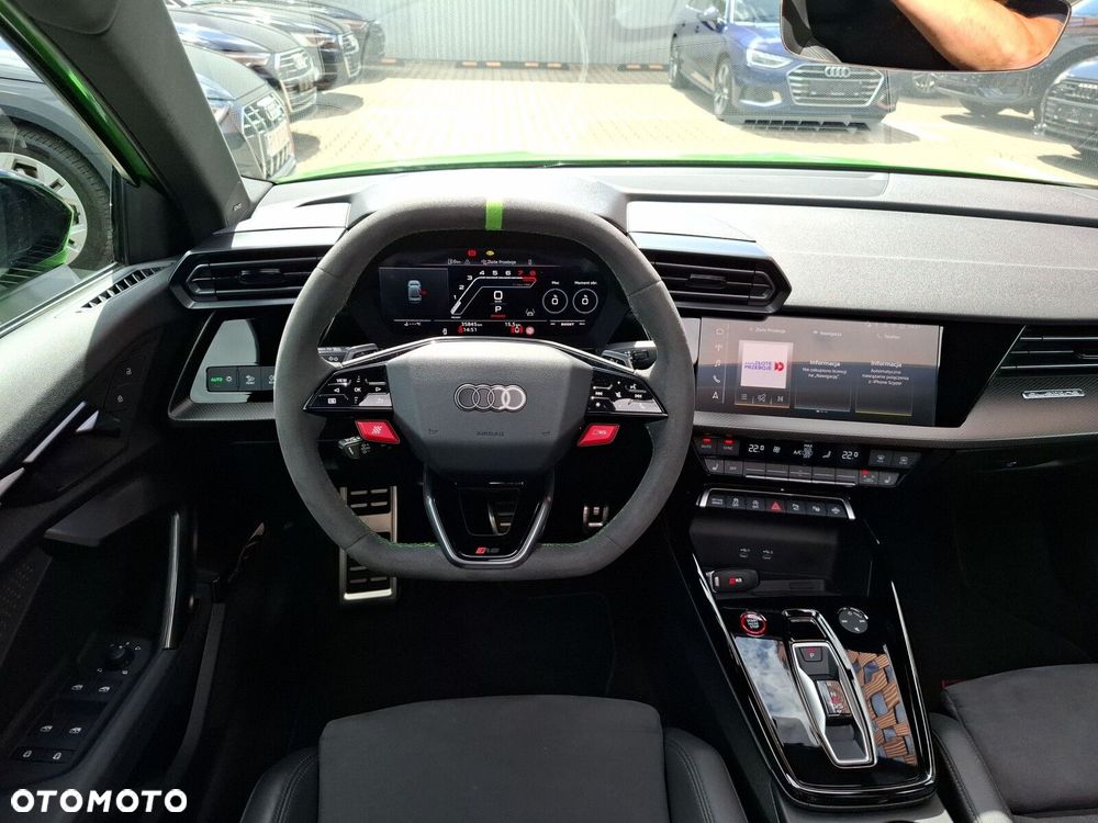 Audi RS3 Limousine TFSI Quattro S tronic - 14